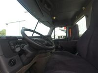 2016 Freightliner CASCADIA 113