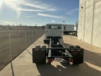 2018 Freightliner M2 106