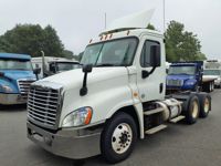 2016 Freightliner CASCADIA 125