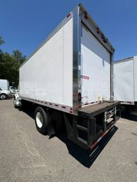 2018 Freightliner M2 106