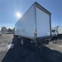 2018 Freightliner M2 106