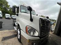 2018 Freightliner CASCADIA 125