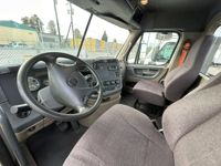 2018 Freightliner CASCADIA 125