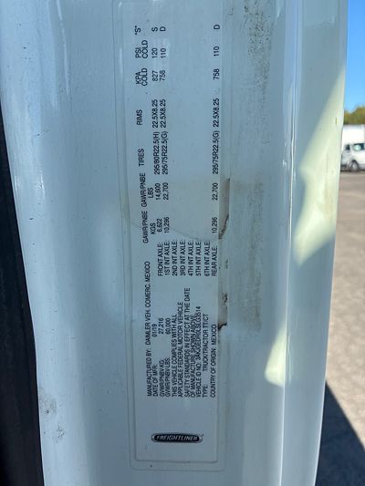 2020 Freightliner CASCADIA 125