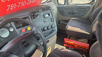 2018 Freightliner CASCADIA 125