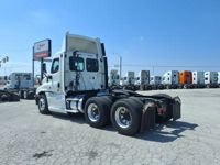 2018 Freightliner CASCADIA 125