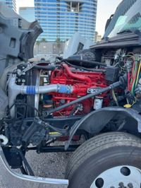 2019 Volvo VNL64T-300