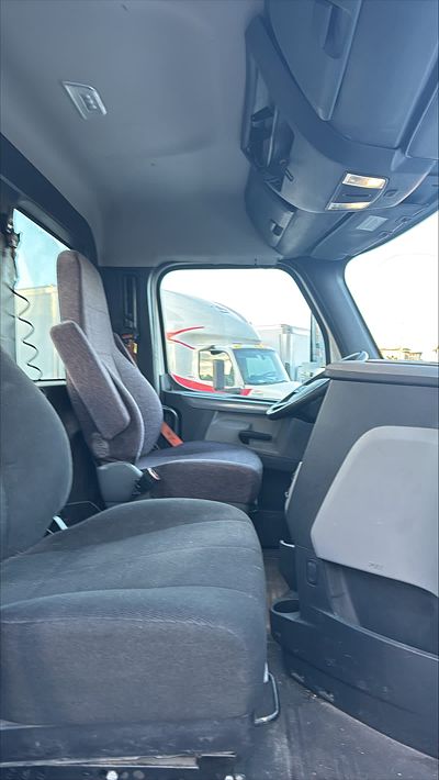 2020 Freightliner NEW CASCADIA PX12664