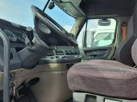 2018 Freightliner CASCADIA 125