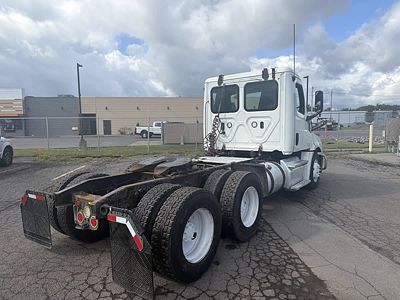 2019 Freightliner NEW CASCADIA PX12664