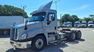 2019 Freightliner CASCADIA 125