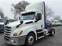 2019 Freightliner NEW CASCADIA 126