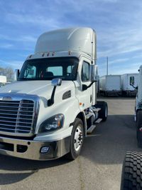 2018 Freightliner CASCADIA 113