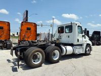 2020 Freightliner CASCADIA 125
