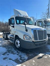 2016 Freightliner CASCADIA 125