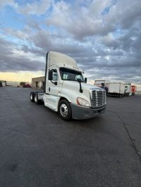 2019 Freightliner CASCADIA 125