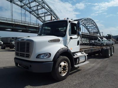 2016 Freightliner M2 112