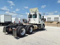 2018 Freightliner CASCADIA 125