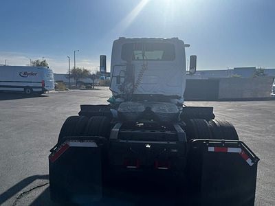 2019 International RH613