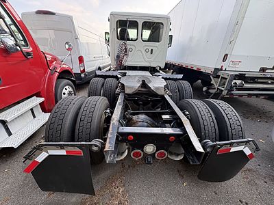 2019 Freightliner CASCADIA 125