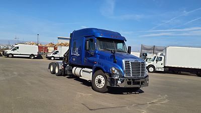 2020 Freightliner CASCADIA 125
