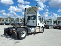 2019 Freightliner CASCADIA 113