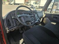 2018 Freightliner M2 106