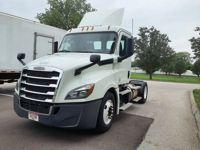 2020 Freightliner NEW CASCADIA 126