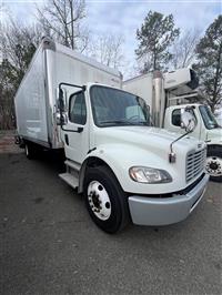 2018 Freightliner M2 106