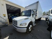 2018 Freightliner FLT8664T