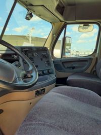 2020 Freightliner CASCADIA 125