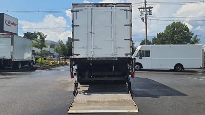 2019 Freightliner M2 106