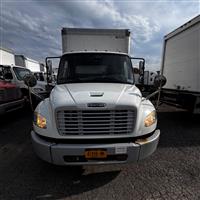 2018 Freightliner M2 106