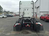 2020 Freightliner CASCADIA 125