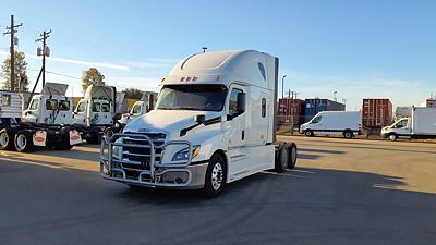 2019 Freightliner NEW CASCADIA PX12664
