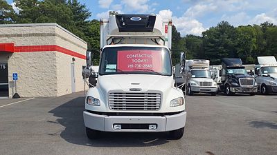 2019 Freightliner M2 106