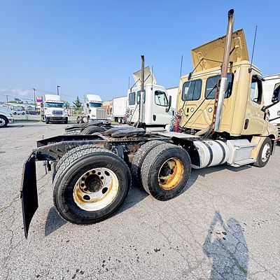 2020 Freightliner NEW CASCADIA PX12664