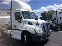 2013 Freightliner CASCADIA 113