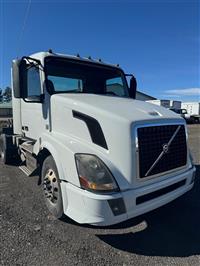 2017 Volvo VNL64T