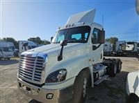 2017 Freightliner CASCADIA 125