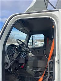 2020 Freightliner M2 106