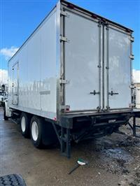 2014 Freightliner M2 106
