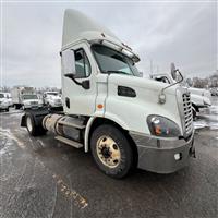 2018 Freightliner CASCADIA 113