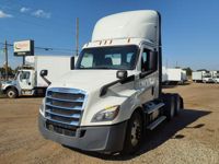 2019 Freightliner NEW CASCADIA 116