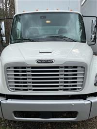 2019 Freightliner M2 106
