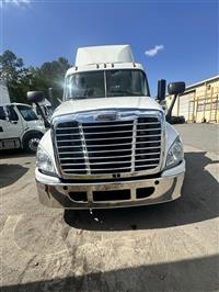 2019 Freightliner CASCADIA 125