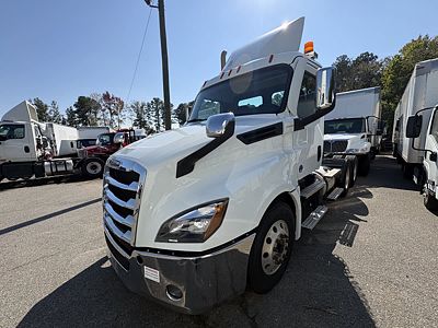 2021 Freightliner NEW CASCADIA PX12664