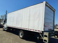 2016 Freightliner M2 106