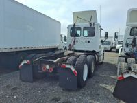 2018 Freightliner CASCADIA 125