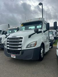2020 Freightliner NEW CASCADIA 126